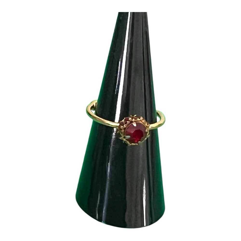 Adjustable gold plated ruby red Ring - Picture 2 of 7